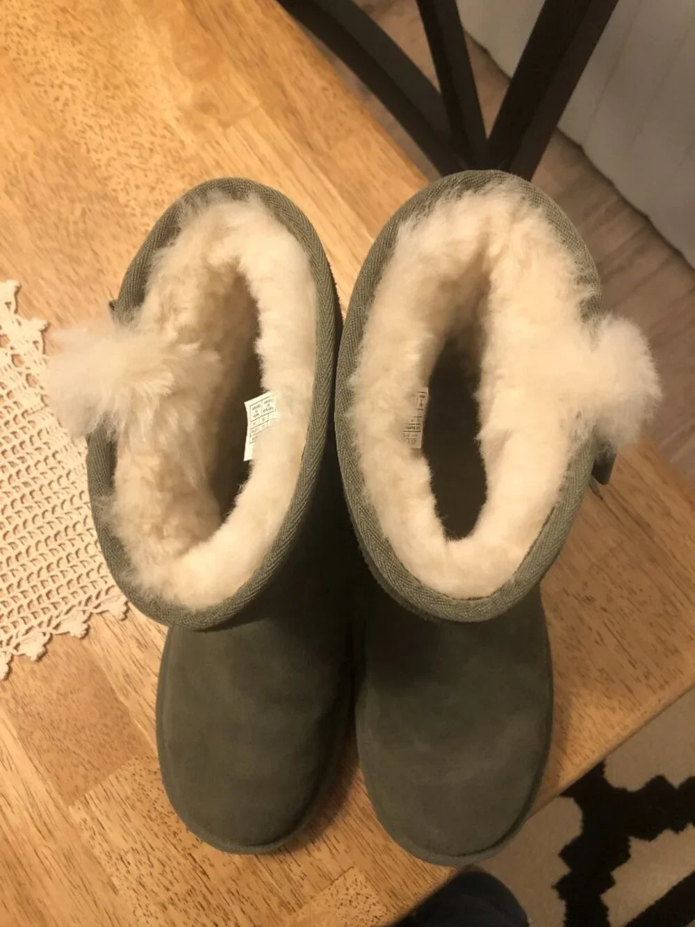 Koolaburra Olive Green Shearling Boots Size 7